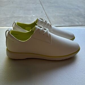 Ponto The Pacific Casual Dress Shoes Lightweight in White Citrine. Women’s 9